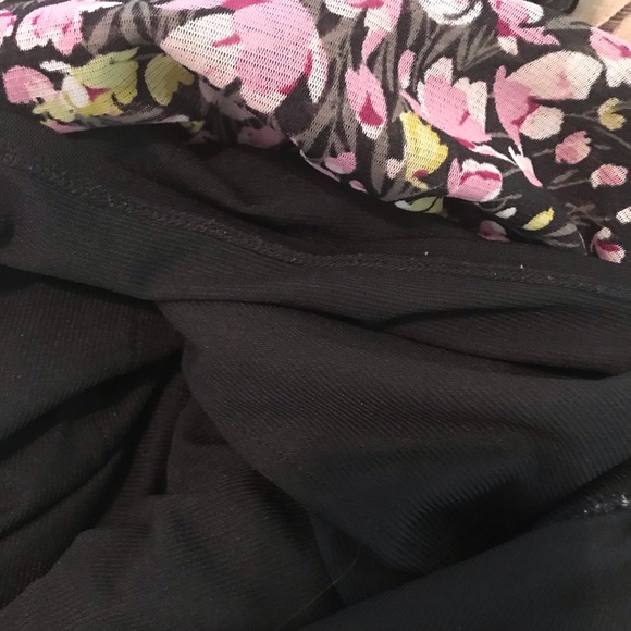 Apt 9 Top - Picture 8 of 9